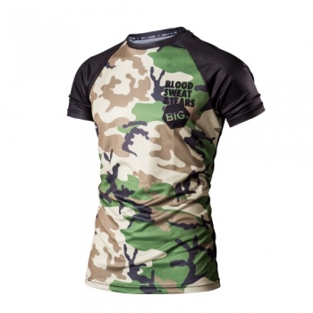 men`s t-shirt classic camo